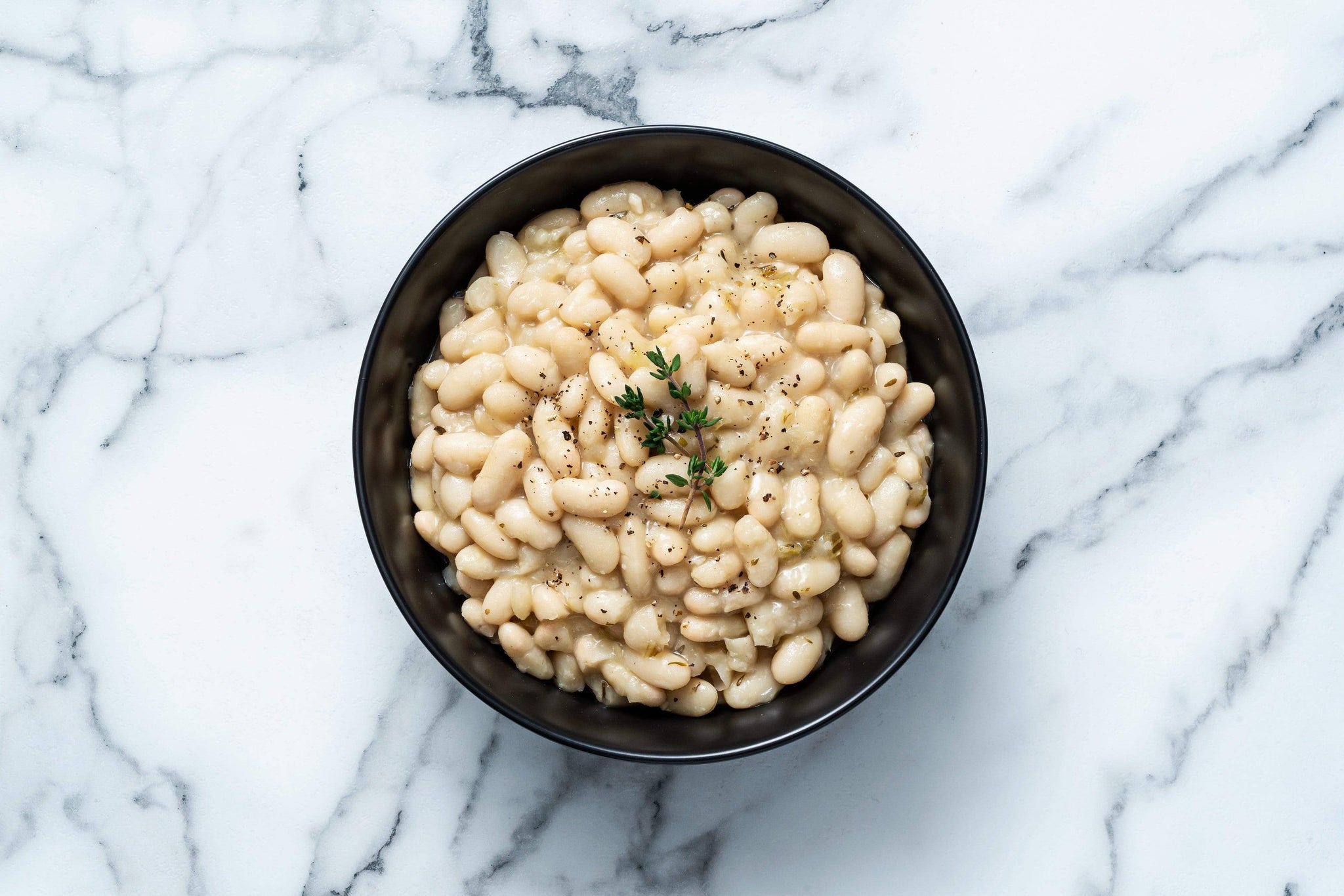 White Beans with Thyme and Garlic ~ 7 Servings (2 lb. Pouch)